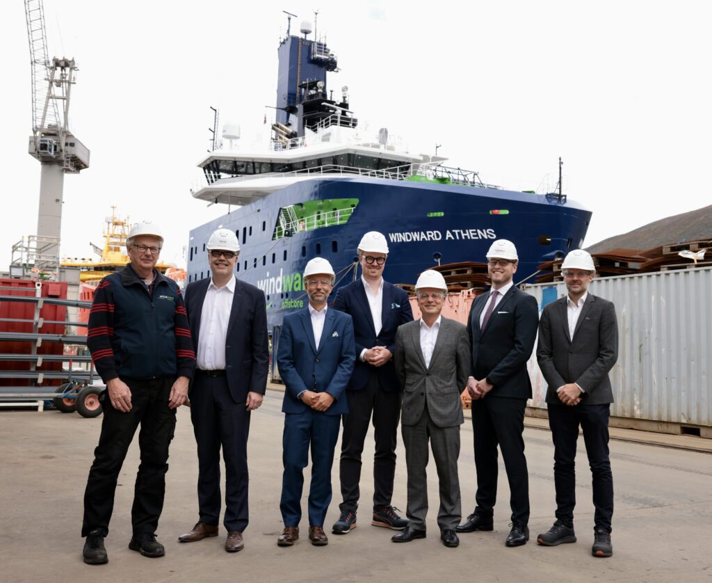 Delivery of Windward Athens in Vard Brattvaag